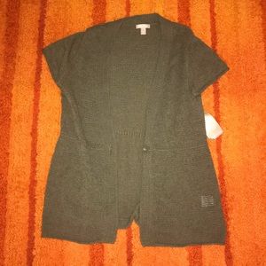 NWT Short Sleeved Olive Button Up Cardigan